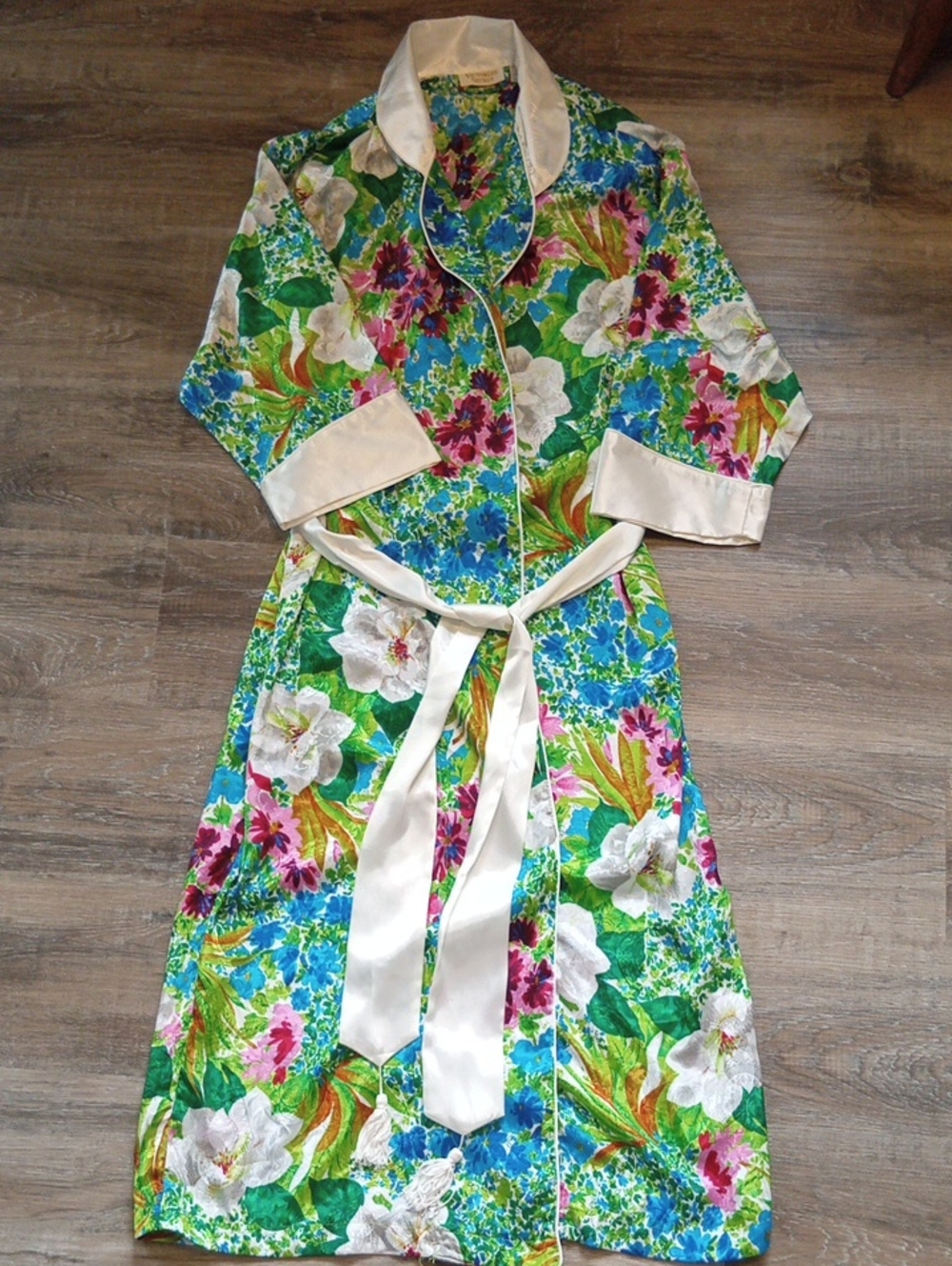 Victoria's Secret Gold Label Floral Satin Robe Size M/L